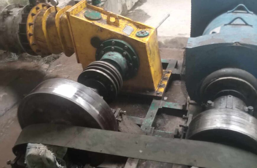 बुंगल नगरपालिका ७ मा रहेको सानिगाड लघु जलविद्युतको मेसिनमा…