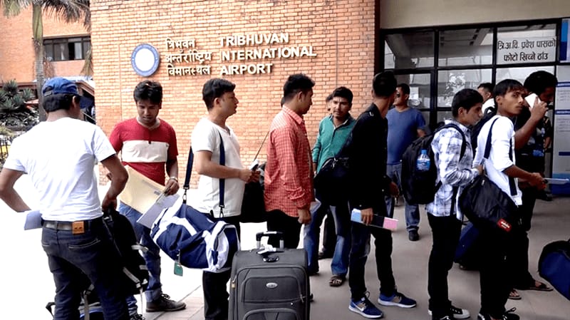 एजुकेशंलन कन्सलटेन्स र घट्दो जनसंख्या !