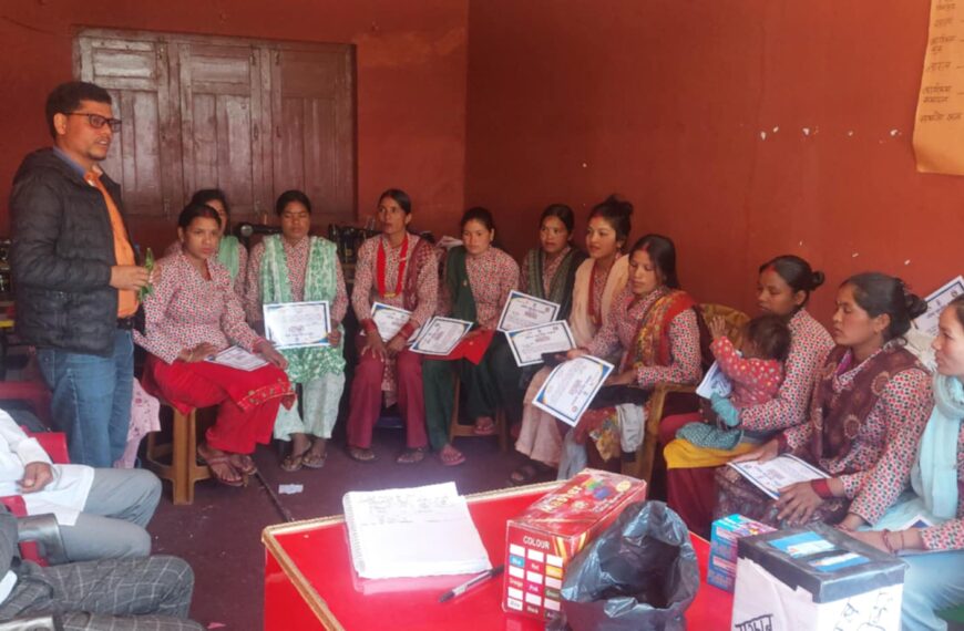 १५ दिने सिलाई कटाई पुनःताजकिय तालिम चैनपुरमा सम्पन्न