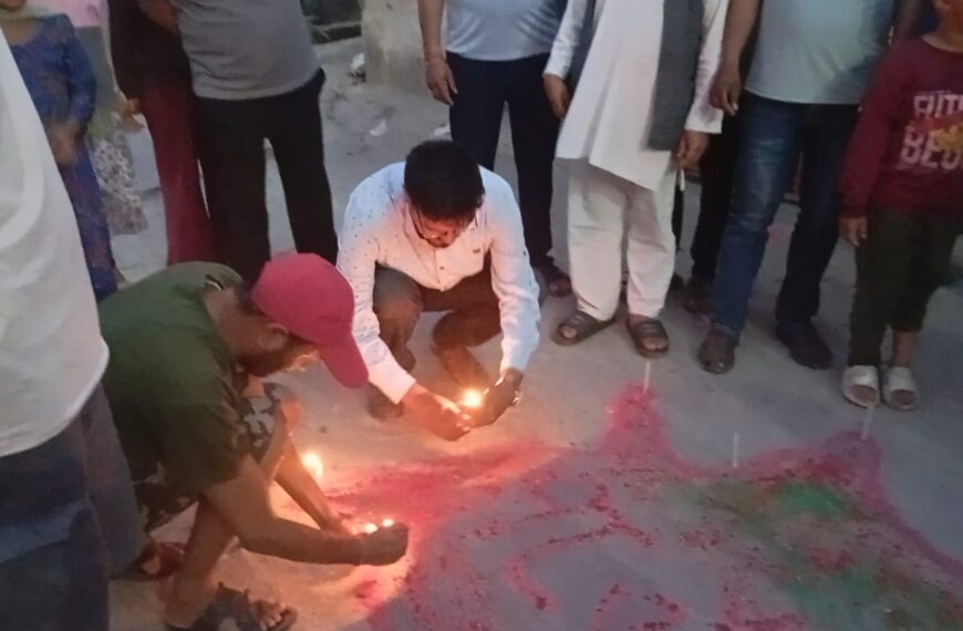 गणतन्त्र दिवसमा प्रेस चौतारी बझाङद्वारा दीप प्रज्वलन तथा कोणसभा