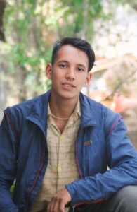 जंगलको खर्कदेखि रेडियो स्टेसनसम्म संघर्ष, संकल्प र सञ्चारको आवाज बनेका प्रशान्त बोहरा