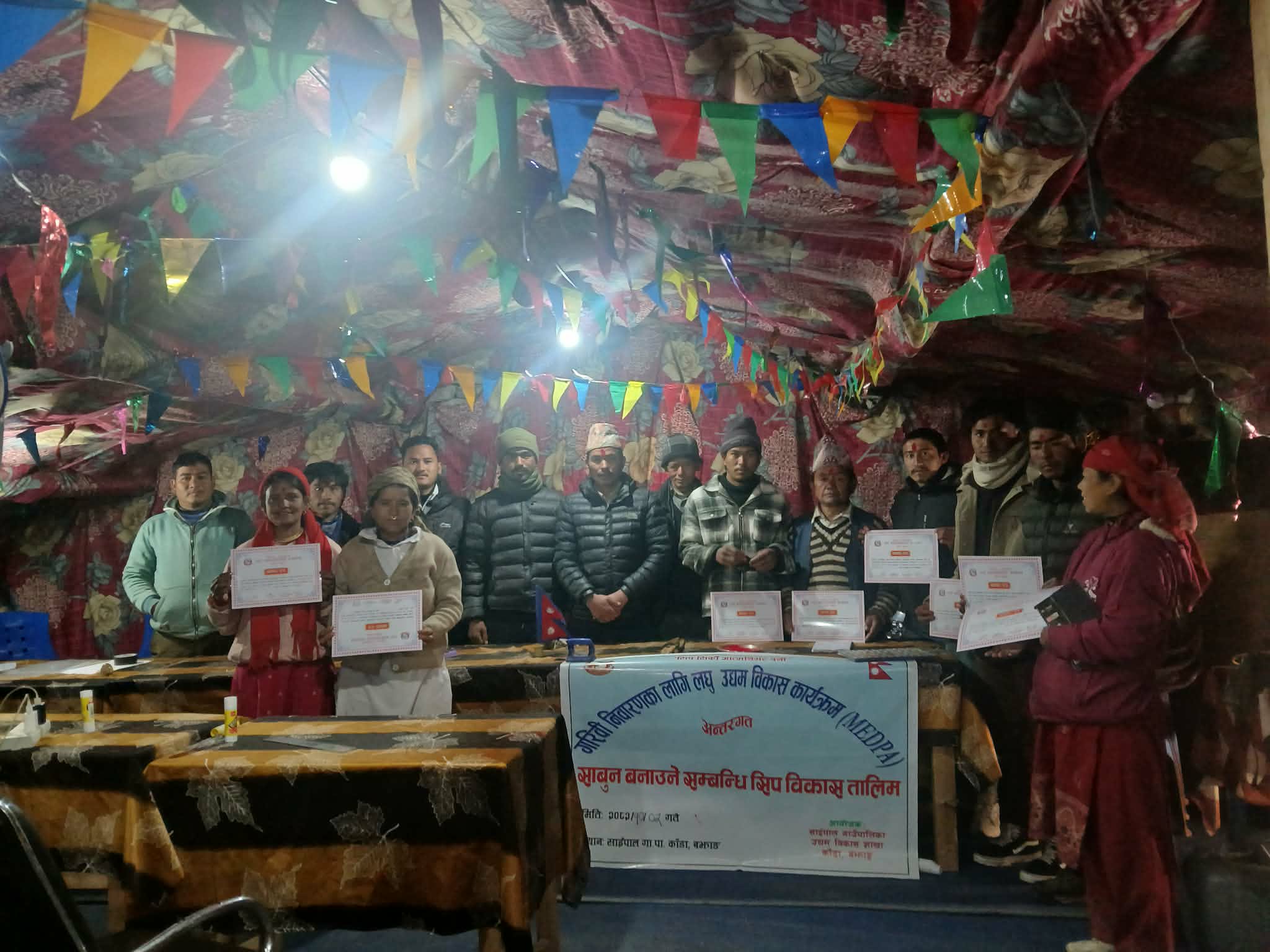 साईपाल गाउँपालिकामा सिस्नो र अल्लोबाट साबुन उत्पादन, स्वरोजगारको नयाँ सम्भावना